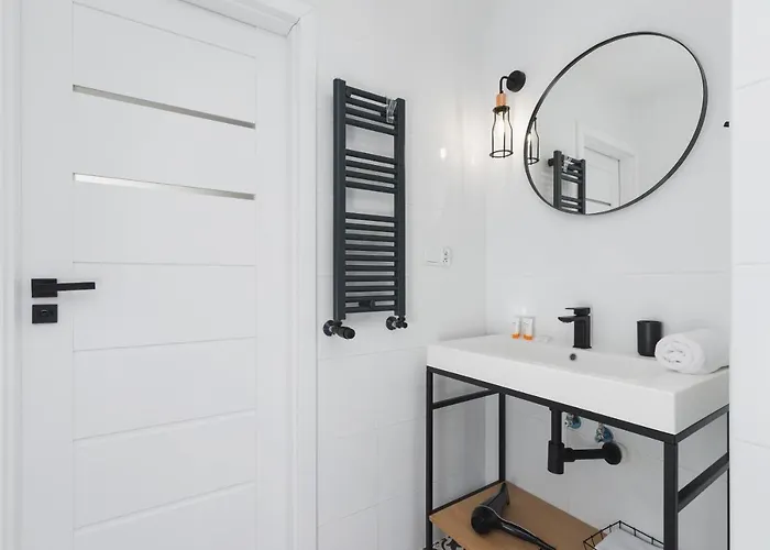 Apartment Czarnowiejska By Renters